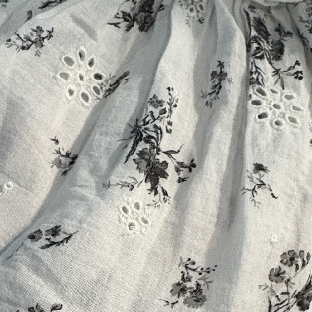 NWT American Eagle Tube or strap Floral White Smocked Top - Picture 5 of 5
